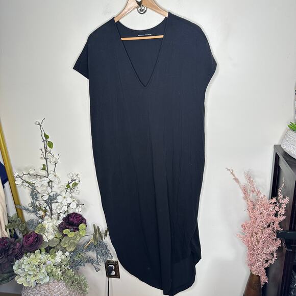 UNIVERSAL STANDARD Iconic Geneva V-Neck Midi Dress Black Sz 18/20 {U47} - Picture 2 of 5